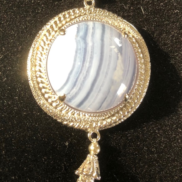 SOLD ON MERC! - Picture 5 of 10